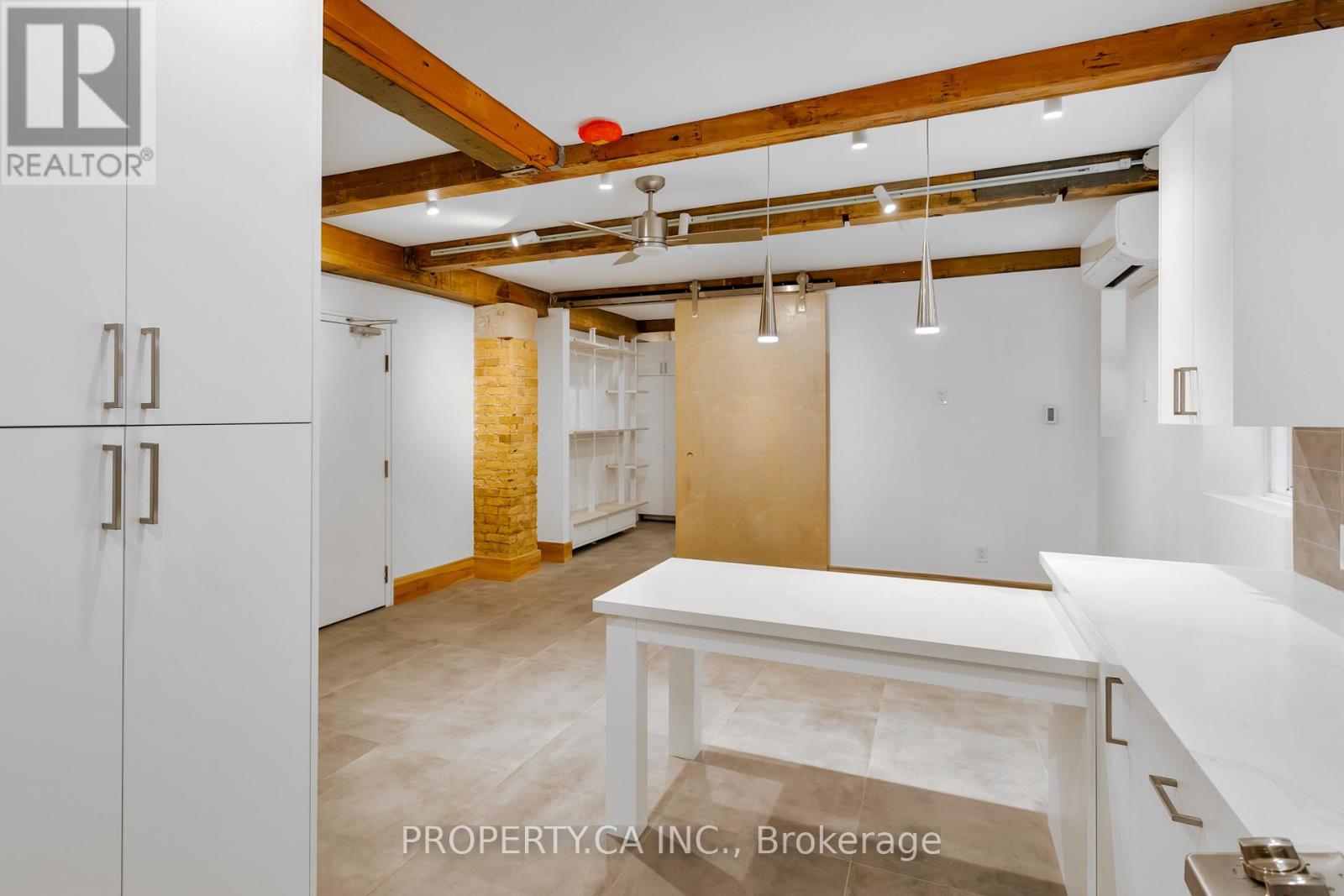 #8 - 97 Lee Avenue, Toronto (The Beaches), Ontario  M4E 2P2 - Photo 3 - E13674002
