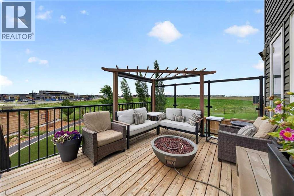 119 Dawson Harbour Court, Chestermere, Alberta  T1X 1Z7 - Photo 4 - A2325392