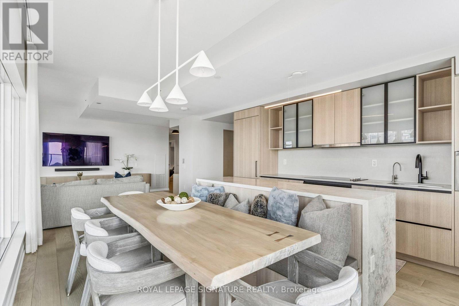 702 - 10 Graphophone Grove, Toronto, Ontario M6H 0E5 - Photo 10 - W13673992