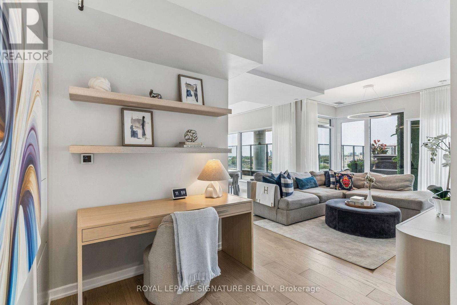 702 - 10 Graphophone Grove, Toronto, Ontario M6H 0E5 - Photo 11 - W13673992