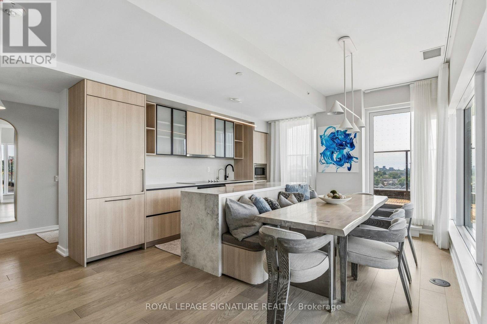 702 - 10 Graphophone Grove, Toronto, Ontario M6H 0E5 - Photo 8 - W13673992