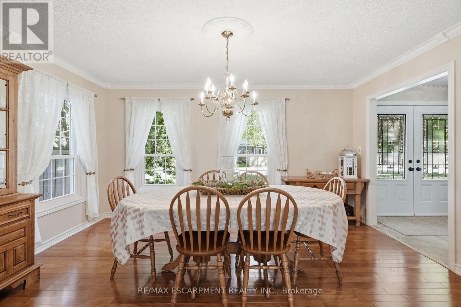 1 Meander Close, Hamilton, Ontario L0R 1H1 - Photo 12 - X13673980