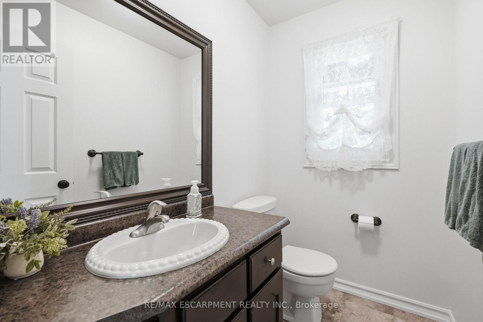 1 Meander Close, Hamilton, Ontario L0R 1H1 - Photo 25 - X13673980
