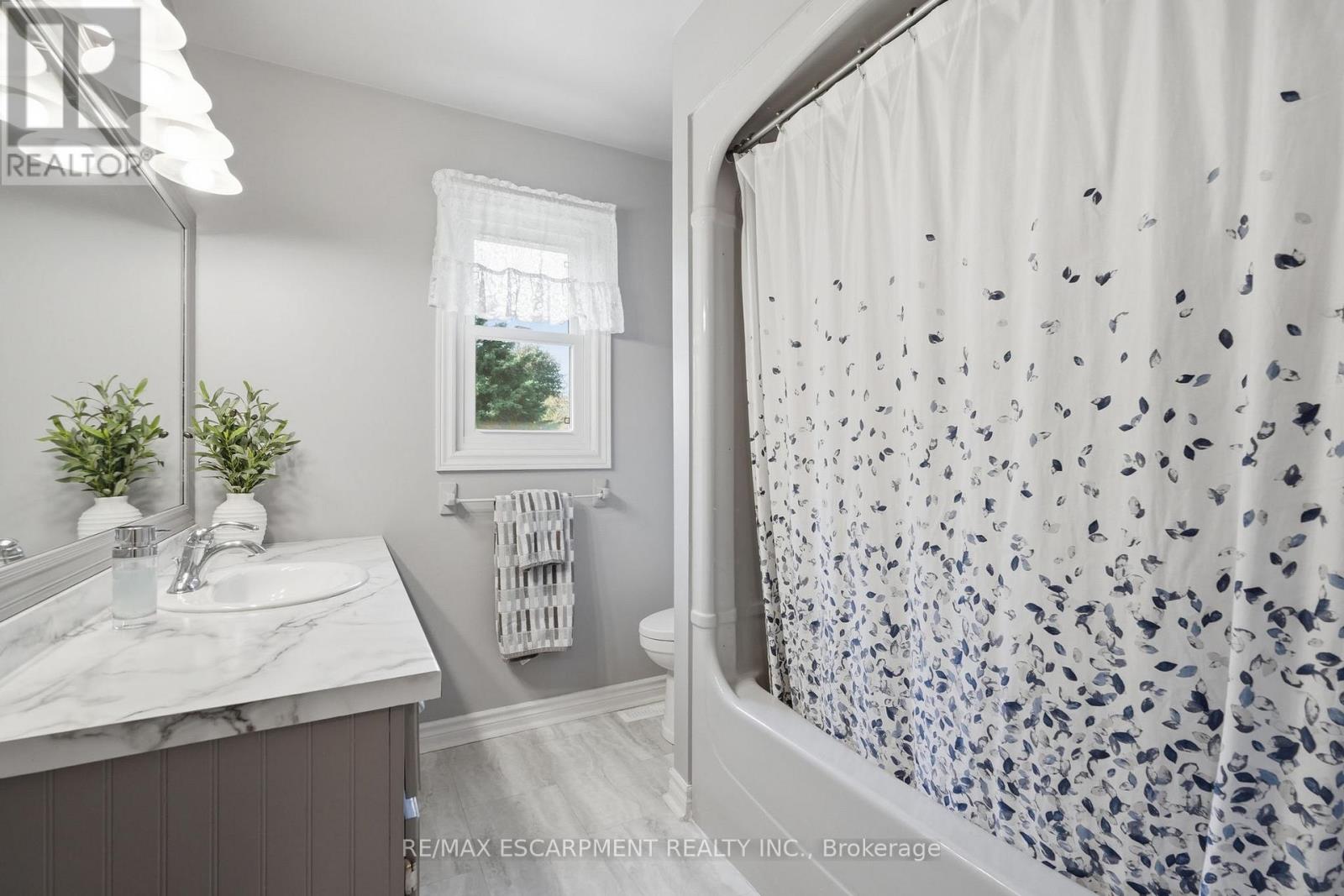 1 Meander Close, Hamilton, Ontario L0R 1H1 - Photo 36 - X13673980