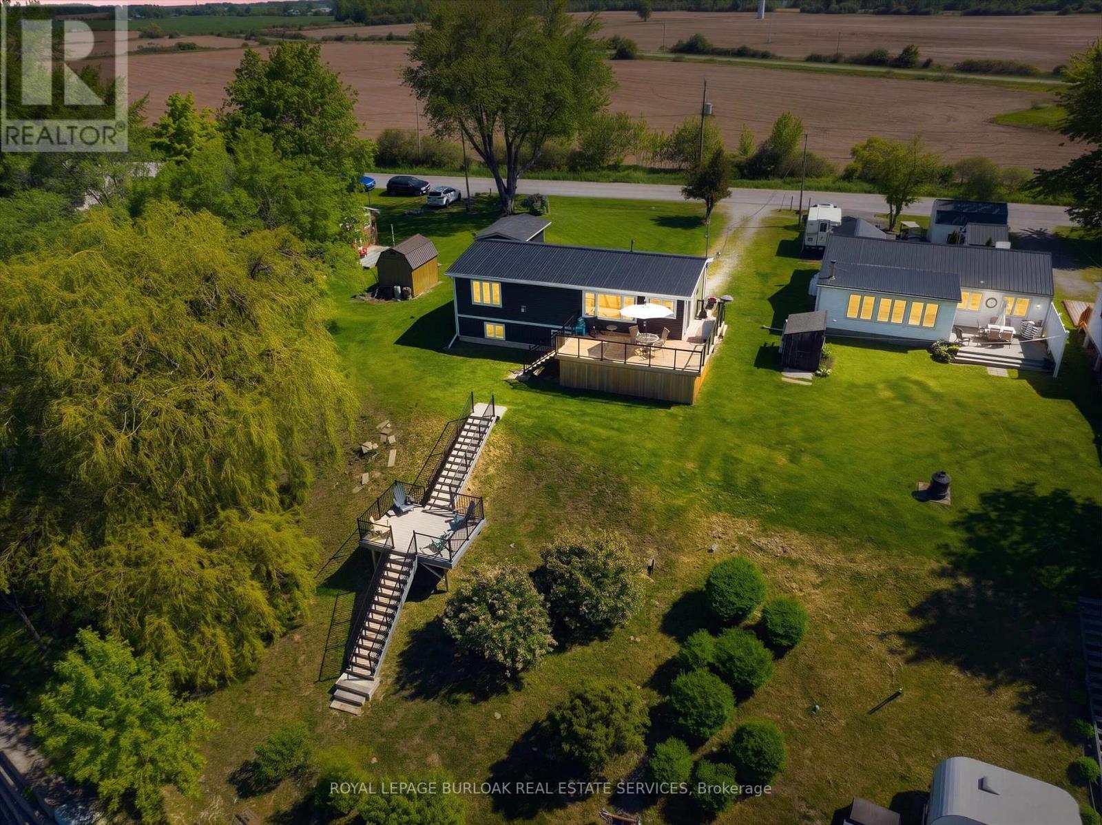 402 South Coast Drive, Haldimand, Ontario N0A 1L0 - Photo 2 - X13673998