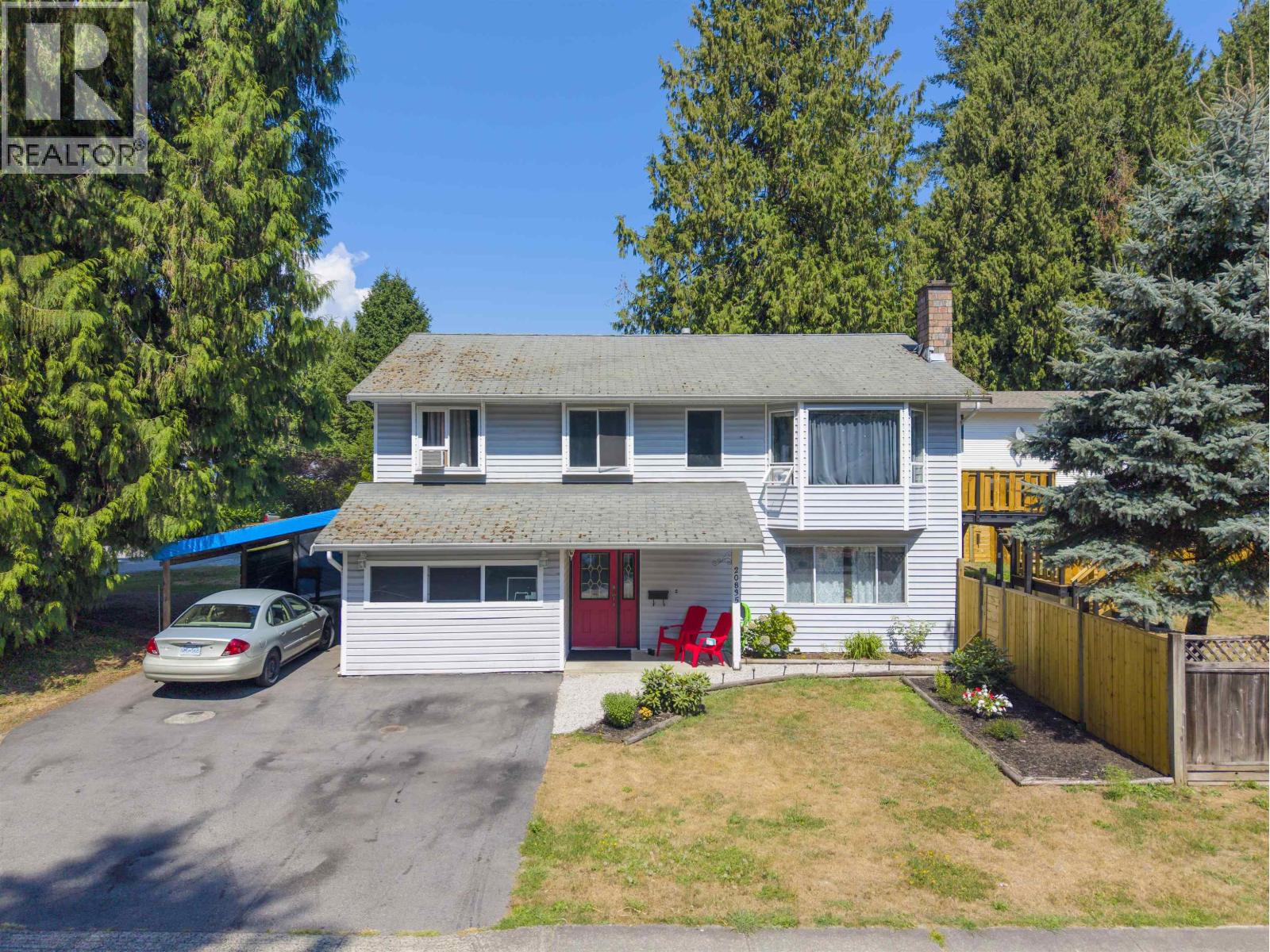 20835 WICKLUND AVENUE, Maple Ridge, British Columbia