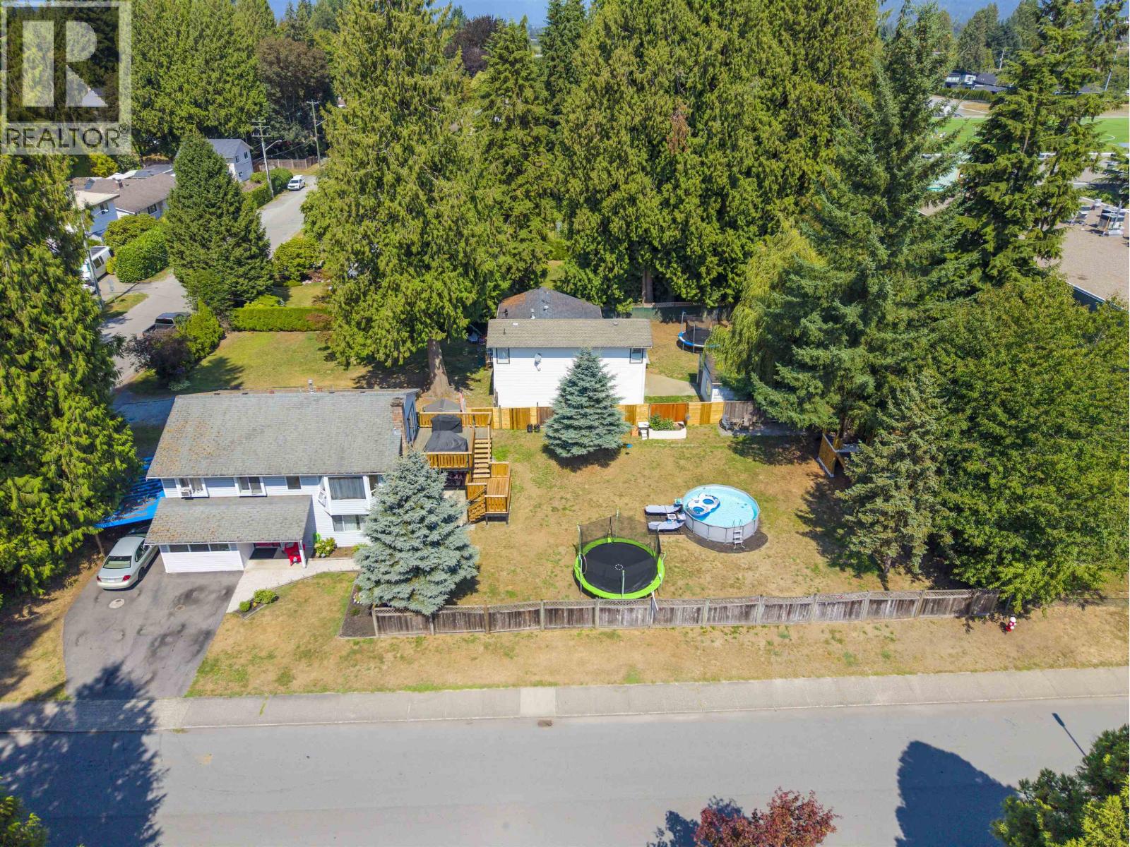 20835 Wicklund Avenue, Maple Ridge, British Columbia V2X 8E8 - Photo 2 - R3154356