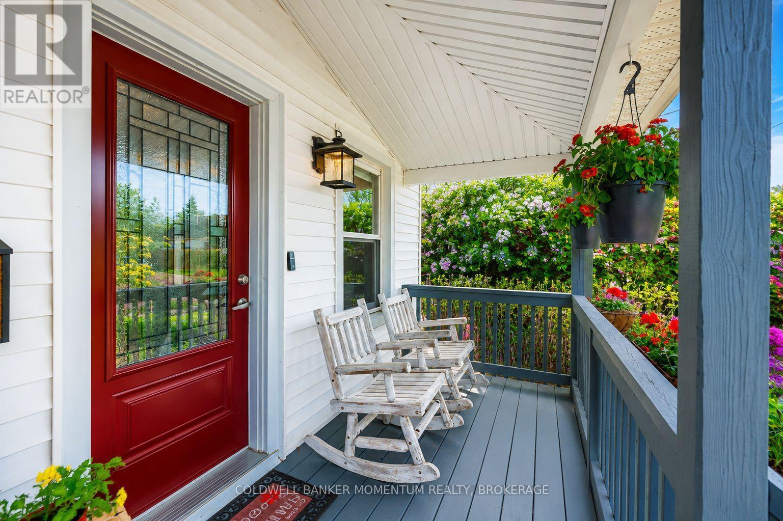 61 Rosedale Avenue, St. Catharines, Ontario  L2P 1Y6 - Photo 3 - X13164790