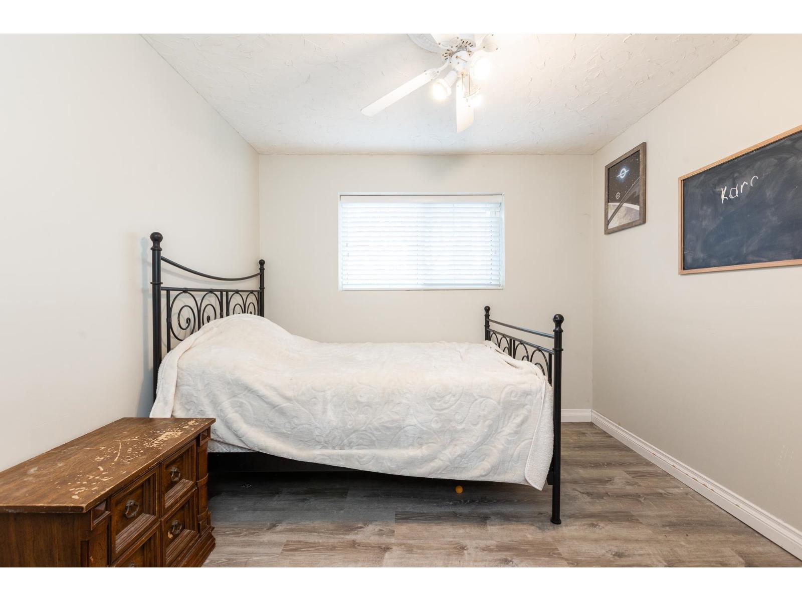 27283 29 Avenue, Langley, British Columbia  V4W 3J8 - Photo 32 - R3155396