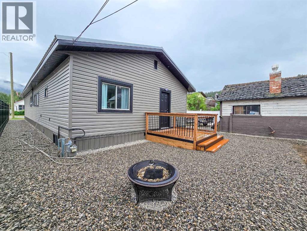 1230 84 Street, Coleman, Alberta  T0K 0M0 - Photo 5 - A2334583
