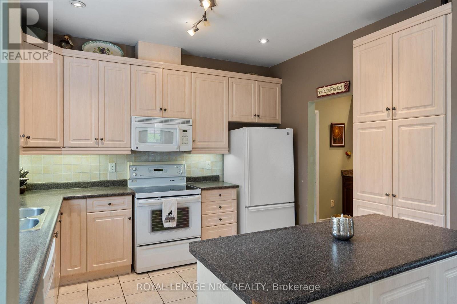 77 - 100 Beddoe Drive, Hamilton, Ontario  L8P 4Z2 - Photo 14 - X13674042