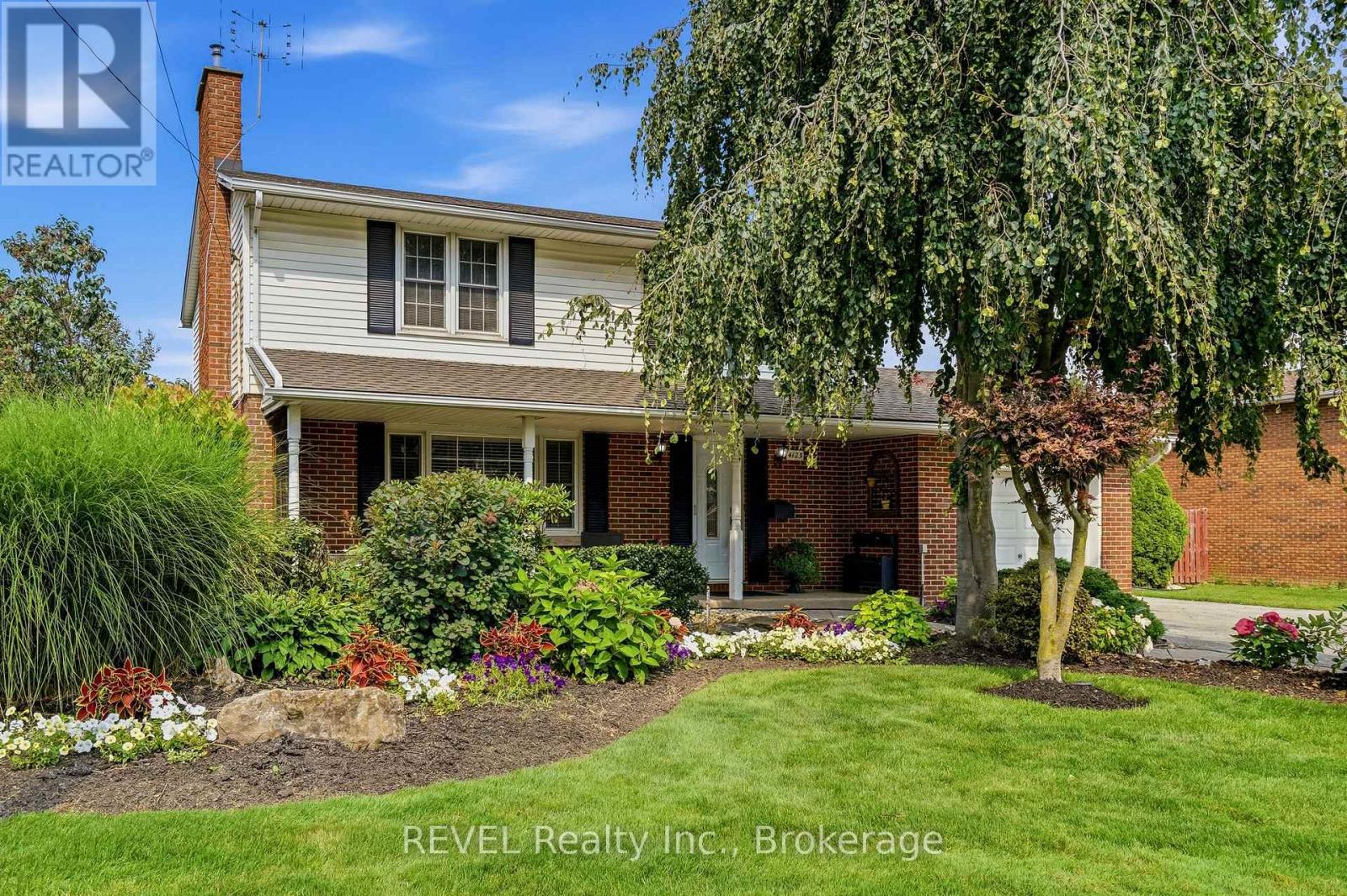 4123 Dorchester Road, Niagara Falls (Morrison), Ontario  L2E 6N1 - Photo 5 - X13674088