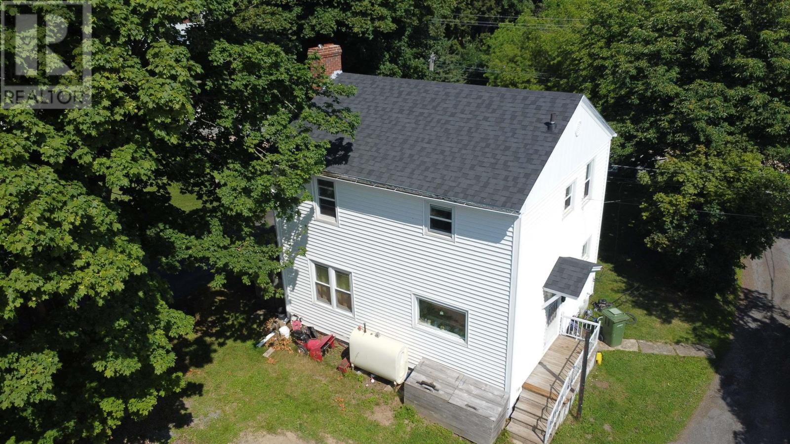 30 Munroe Avenue, New Glasgow, Nova Scotia  B2H 2E5 - Photo 1 - 202610304