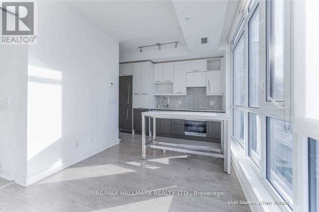 2107 - 30 Nelson Street, Toronto, Ontario M5V 0H5 - Photo 5 - C13665082