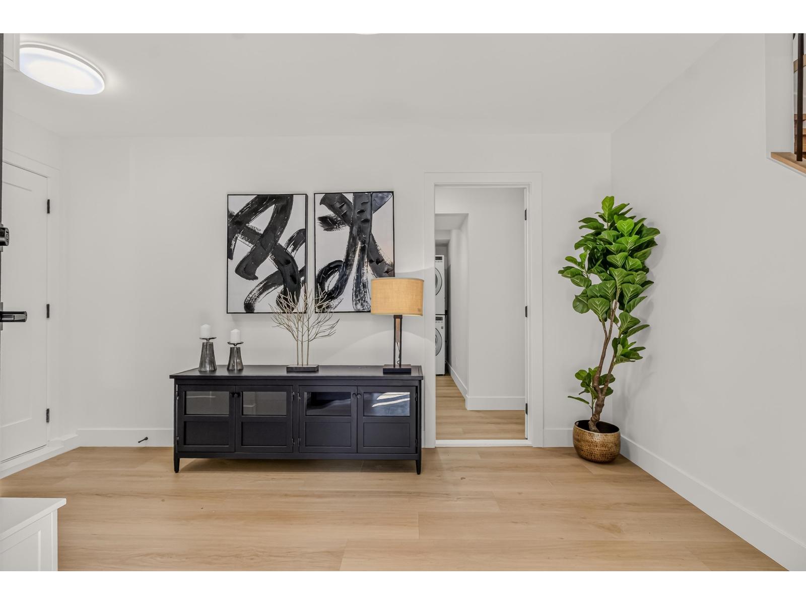 9270 149 Street, Surrey, British Columbia  V3R 7B3 - Photo 7 - R3155372