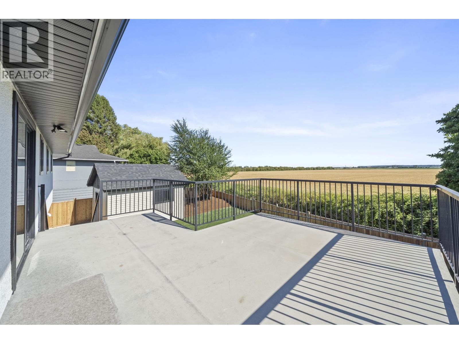 5548 44 Avenue, Delta, British Columbia V4K 1E1 - Photo 3 - R3155180