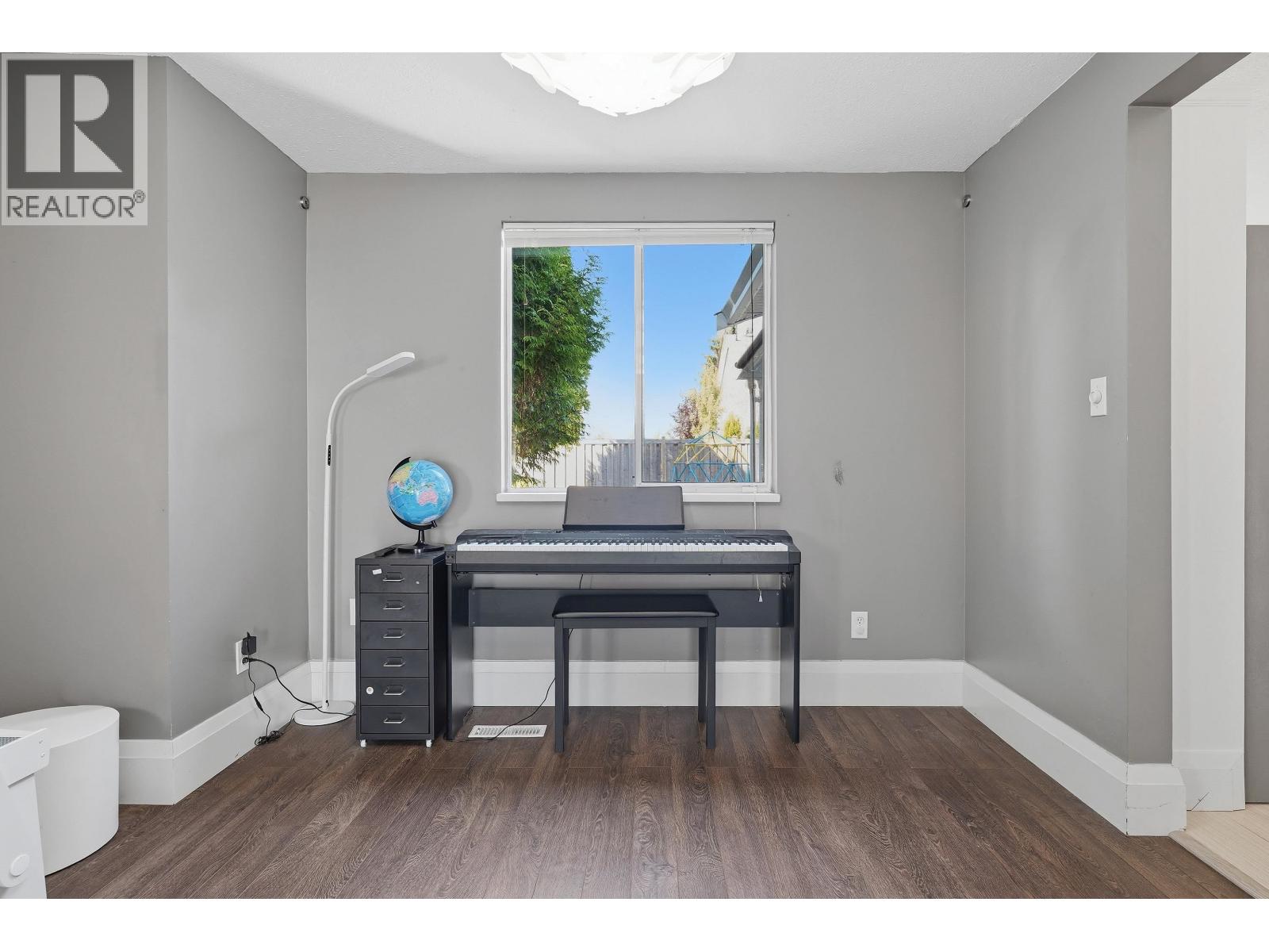 23423 Sandpiper Avenue, Maple Ridge, British Columbia  V2X 9M4 - Photo 5 - R3155335