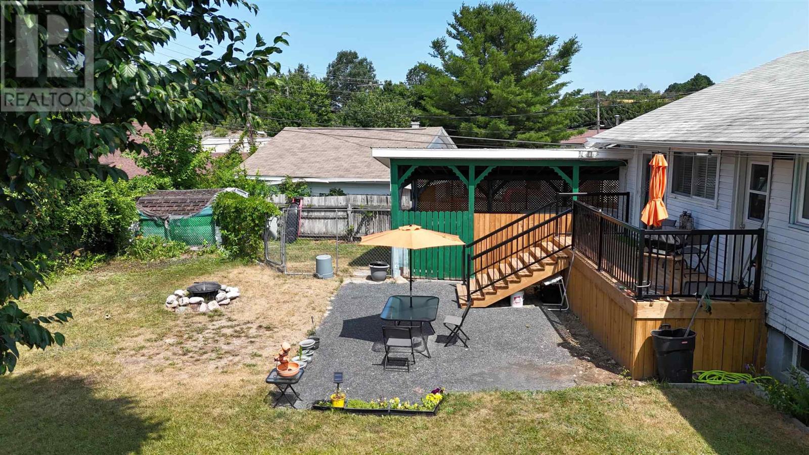 10 Blackwell Rd, Elliot Lake, Ontario  P5A 1G5 - Photo 5 - SM261943