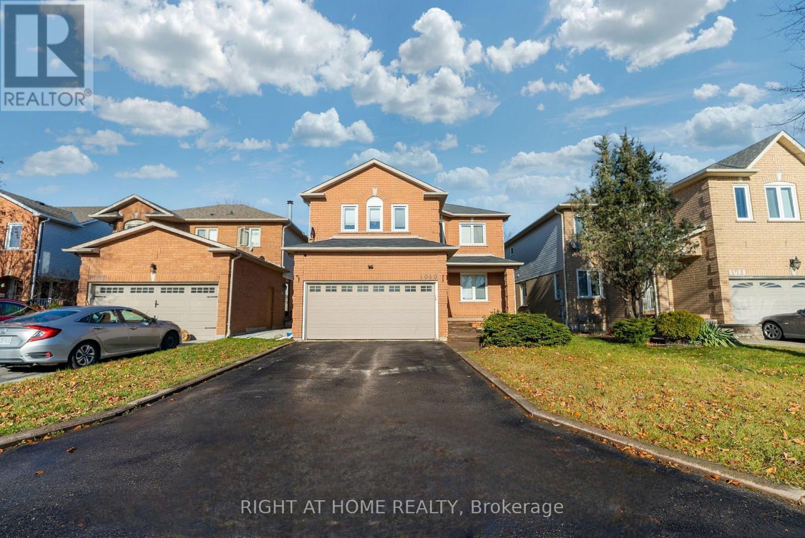 1040 BEAVER VALLEY CRESCENT, Oshawa, Ontario