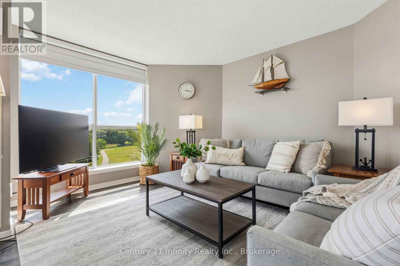 510 - 340 Watson Street W, Whitby, Ontario  L1N 9G1 - Photo 10 - E13674114