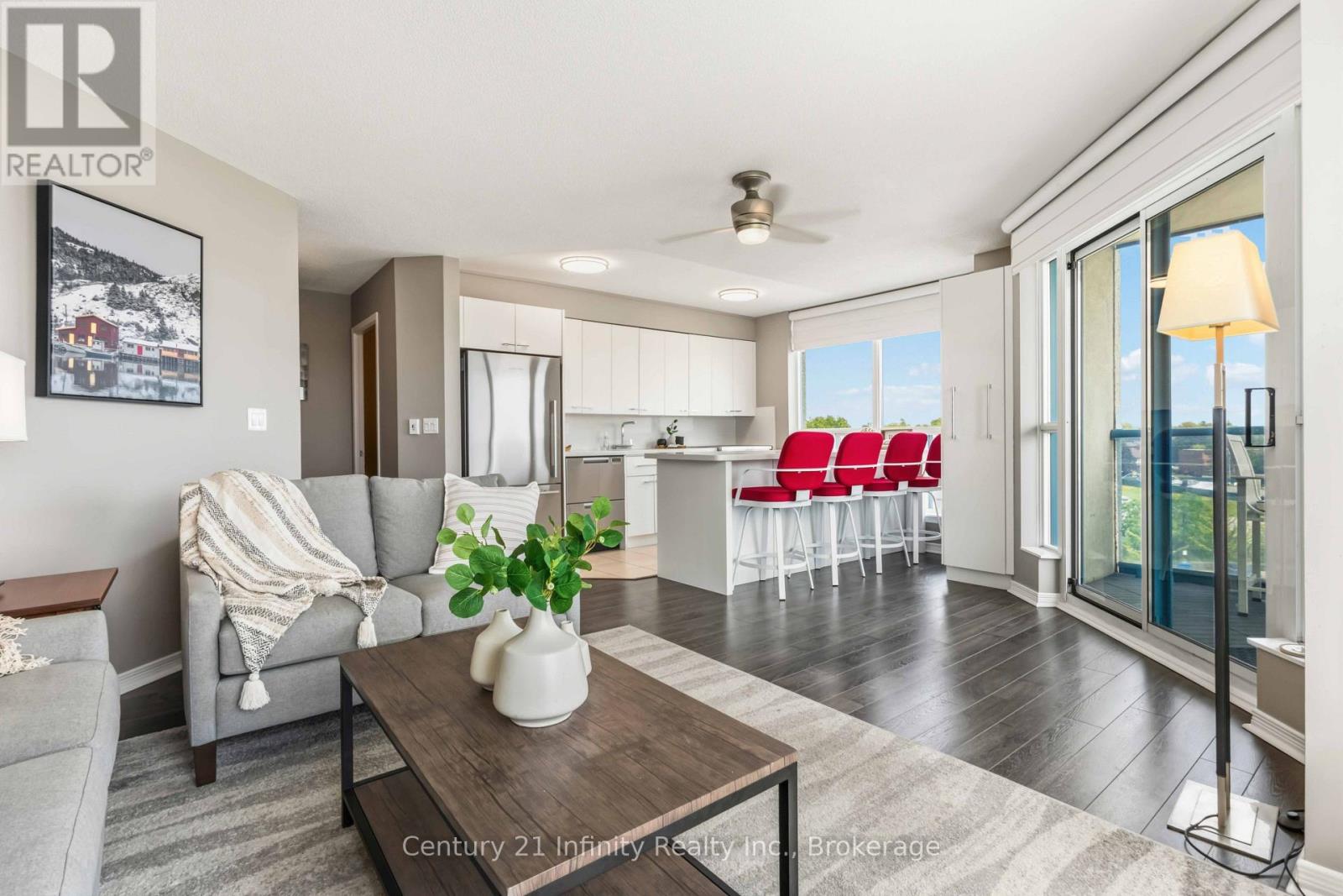 510 - 340 Watson Street W, Whitby, Ontario  L1N 9G1 - Photo 12 - E13674114