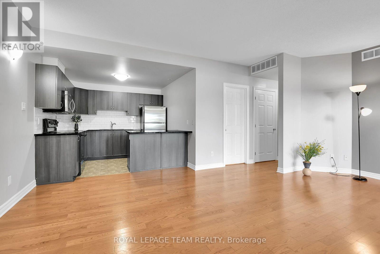 H - 105 Fraser Fields Way, Ottawa, Ontario  K2J 5V1 - Photo 8 - X13638292