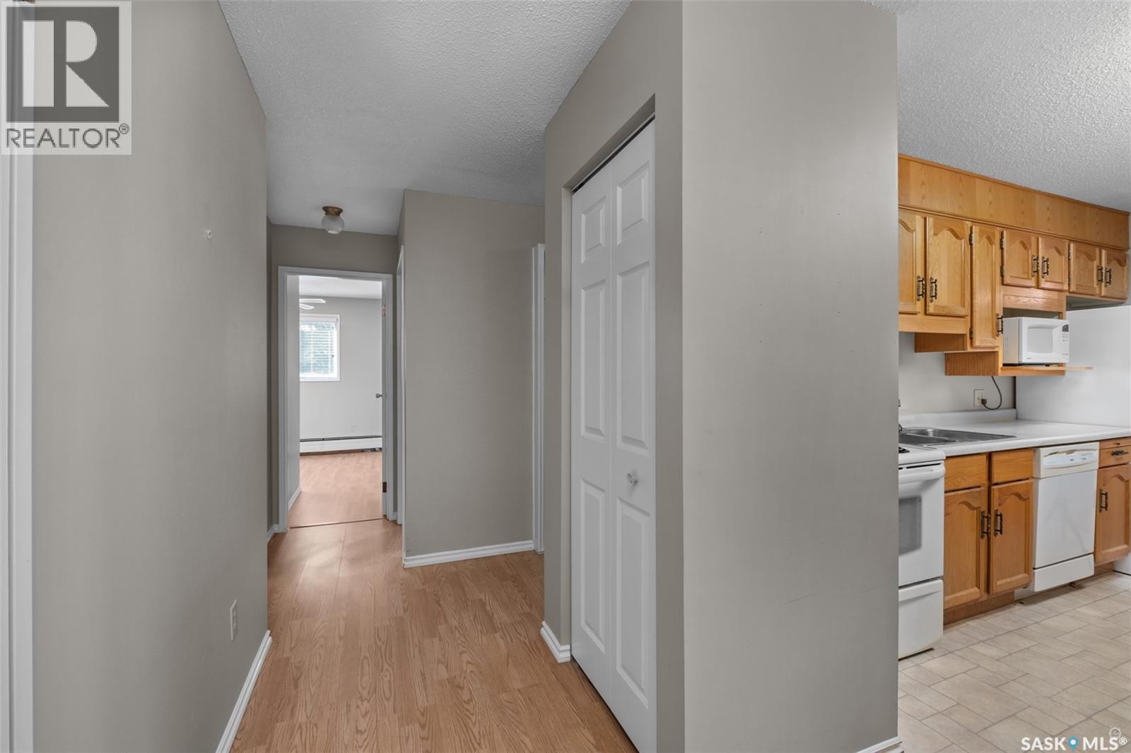 105 66 19th Street W, Prince Albert, Saskatchewan  S6V 7T6 - Photo 2 - SK045480