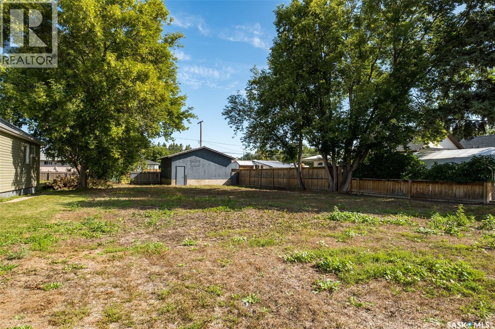 766 3rd Street E, Prince Albert, Saskatchewan  S6V 0J1 - Photo 4 - SK045479