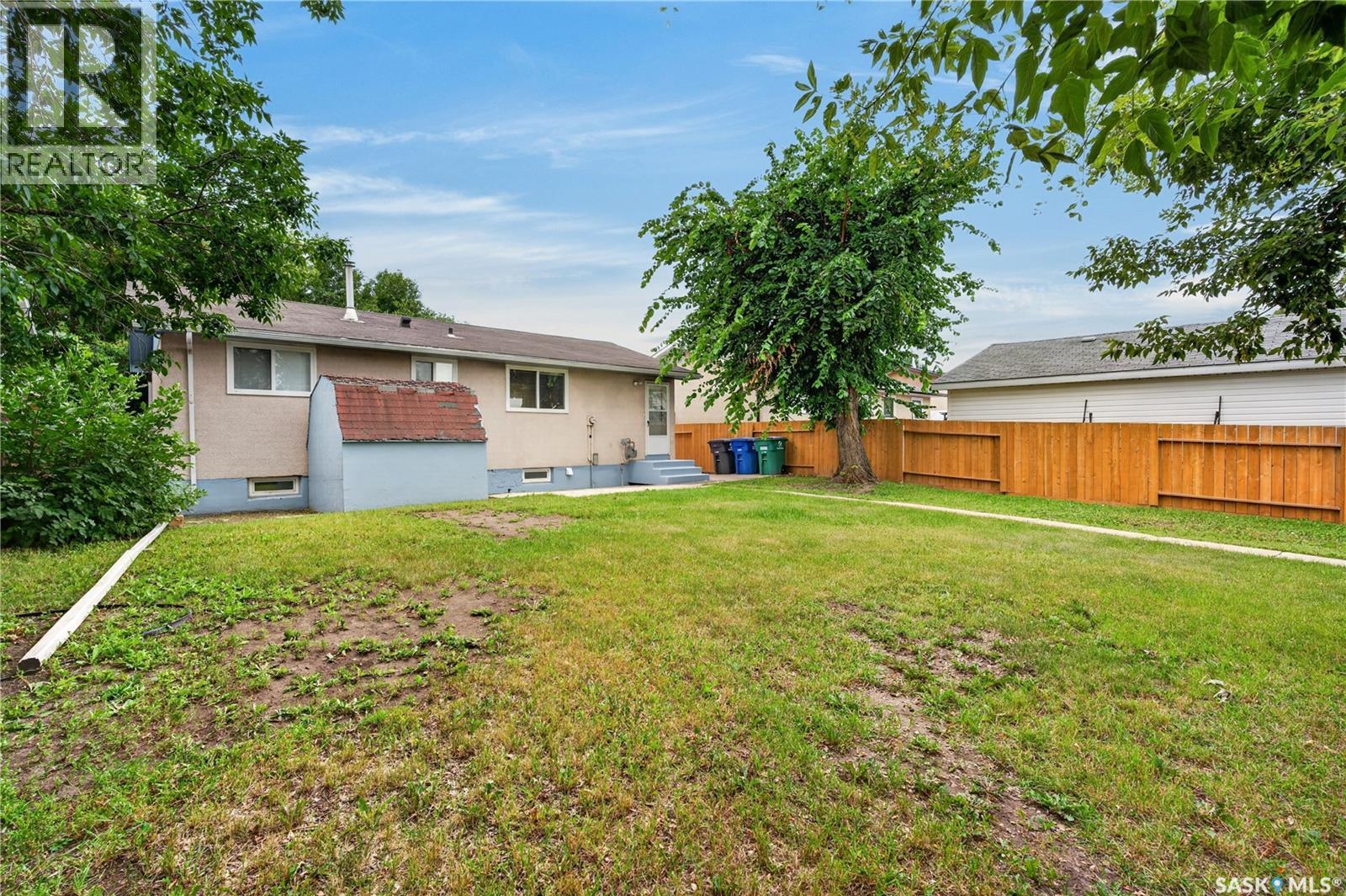 214 Fisher Crescent, Saskatoon, Saskatchewan  S7L 5C9 - Photo 38 - SK045409