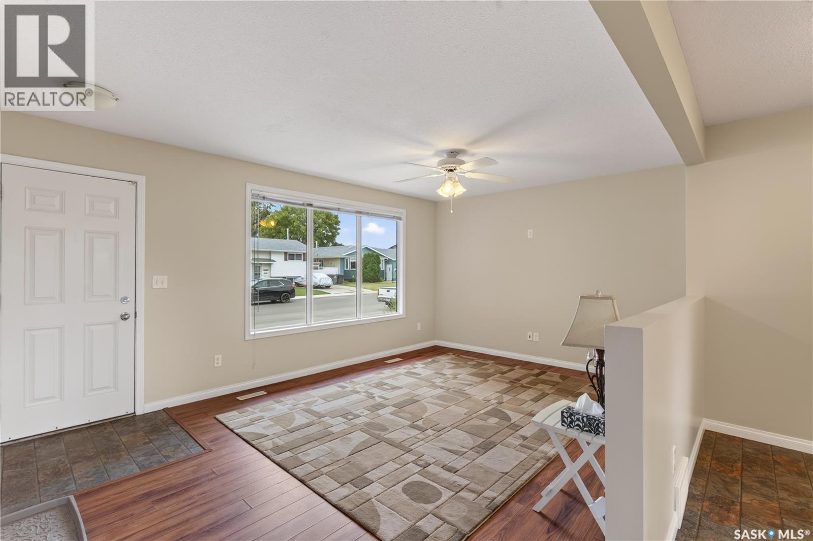 214 Fisher Crescent, Saskatoon, Saskatchewan  S7L 5C9 - Photo 8 - SK045409