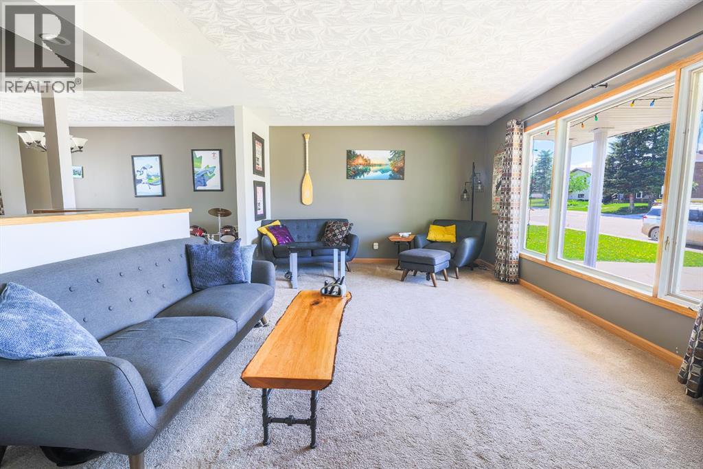 5739 55 Street, Rocky Mountain House, Alberta  T4T 1J7 - Photo 2 - A2319072