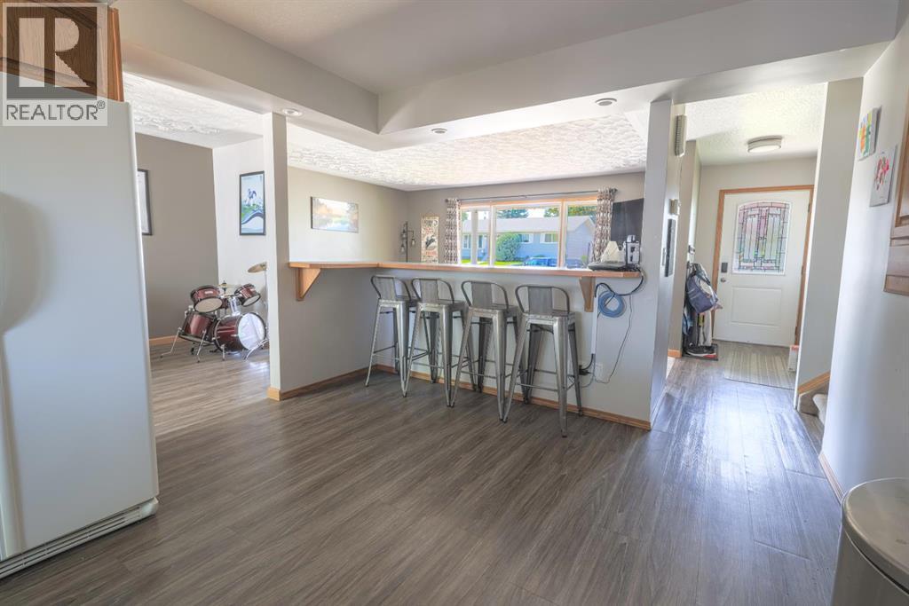5739 55 Street, Rocky Mountain House, Alberta  T4T 1J7 - Photo 12 - A2319072