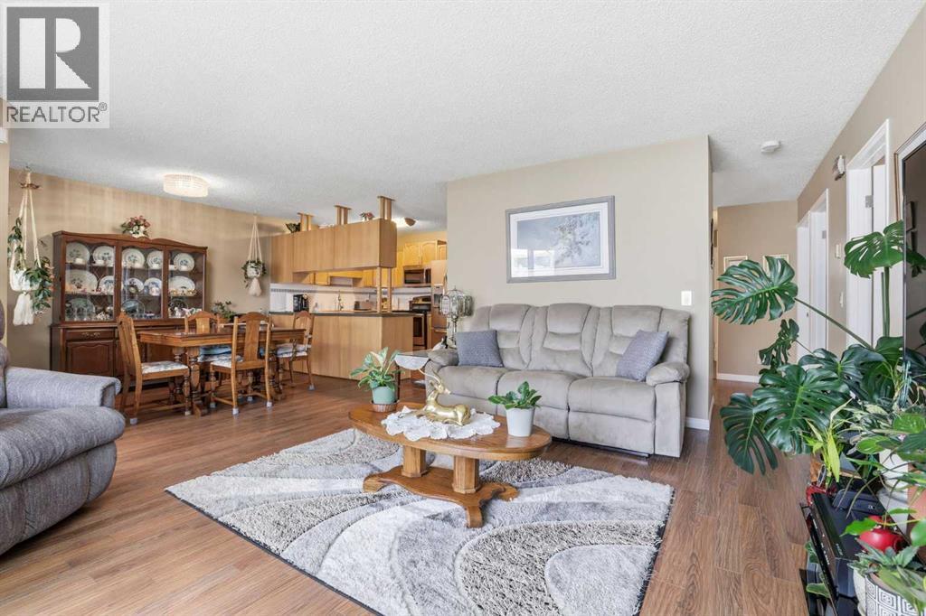 11 Macewan Park Heights NW, Calgary, Alberta  T3K 3W6 - Photo 9 - A2316477