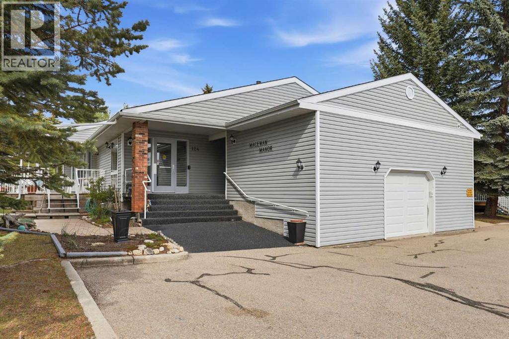 11 Macewan Park Heights NW, Calgary, Alberta  T3K 3W6 - Photo 41 - A2316477