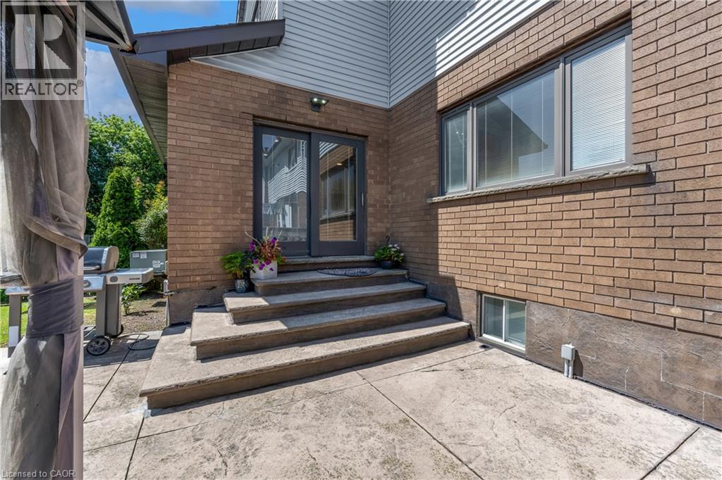 847 West 5th Street, Hamilton, Ontario  L9C 5R4 - Photo 49 - 40841633