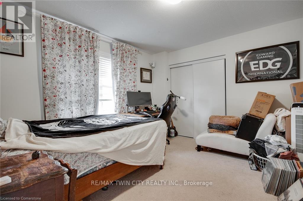 18 Blue Oak Street, Kitchener, Ontario N2K 0K3 - Photo 24 - X13674110