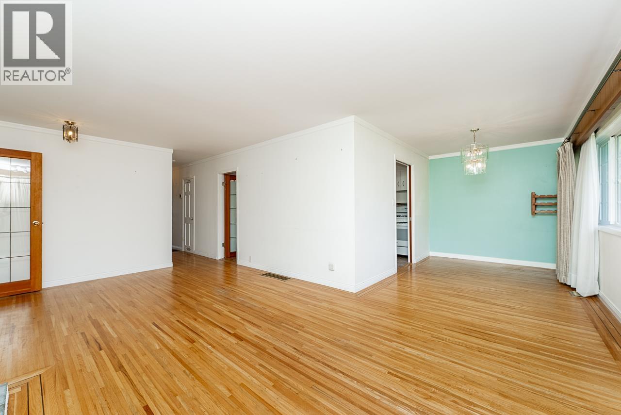 333 E 21 Street, North Vancouver, British Columbia V7L 3B9 - Photo 13 - R3153805