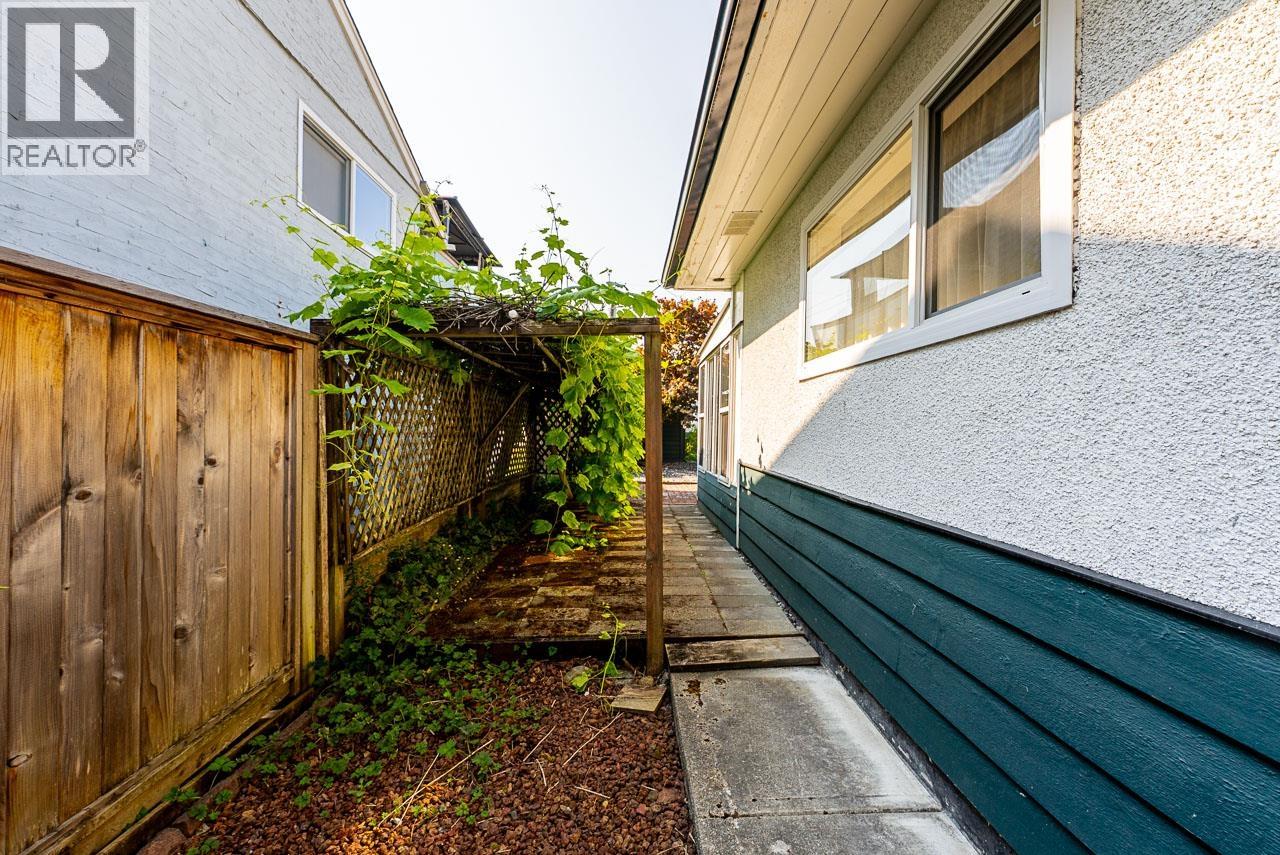 333 E 21 Street, North Vancouver, British Columbia V7L 3B9 - Photo 31 - R3153805