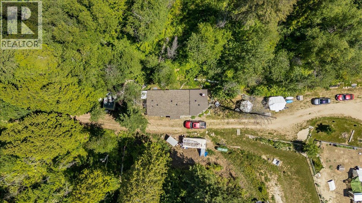 1385 Pass Creek Road, Castlegar, British Columbia  V1N 4S2 - Photo 7 - 10393109