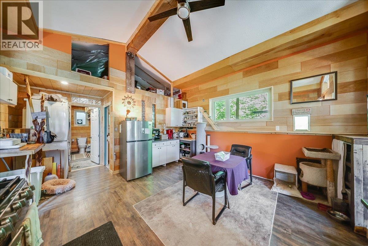 1385 Pass Creek Road, Castlegar, British Columbia  V1N 4S2 - Photo 39 - 10393109
