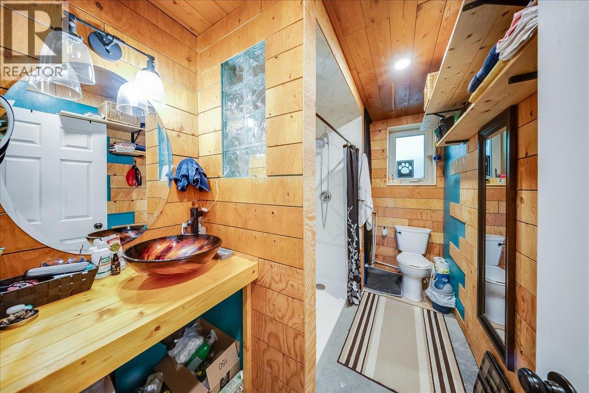 1385 Pass Creek Road, Castlegar, British Columbia  V1N 4S2 - Photo 47 - 10393109