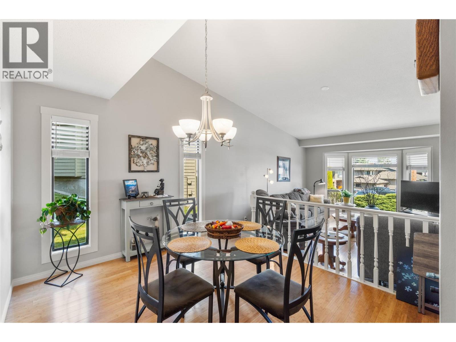 2299 Ainslie Place, Kamloops, British Columbia  V1S 1H3 - Photo 4 - 10395241