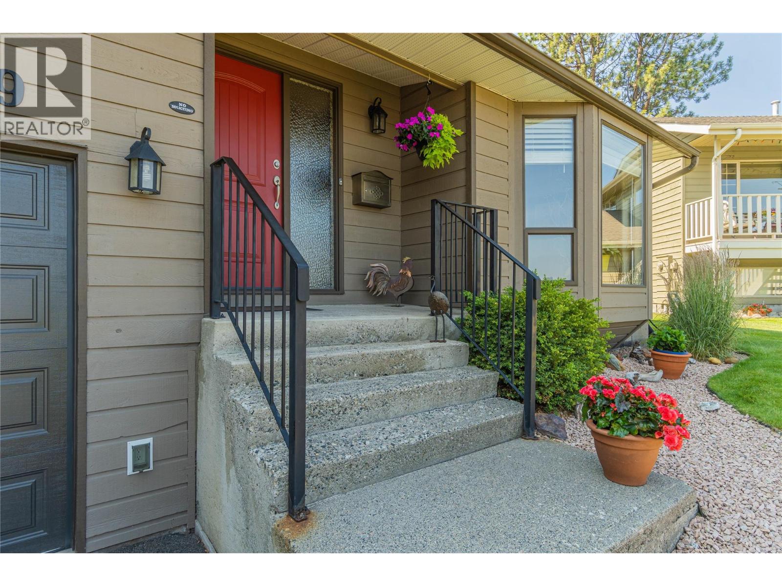 2299 Ainslie Place, Kamloops, British Columbia  V1S 1H3 - Photo 12 - 10395241