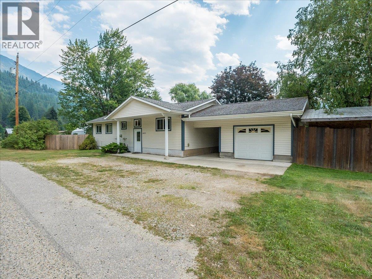 2451 Cunningham Road, Slocan Park, British Columbia  V0G 2E0 - Photo 14 - 10395569