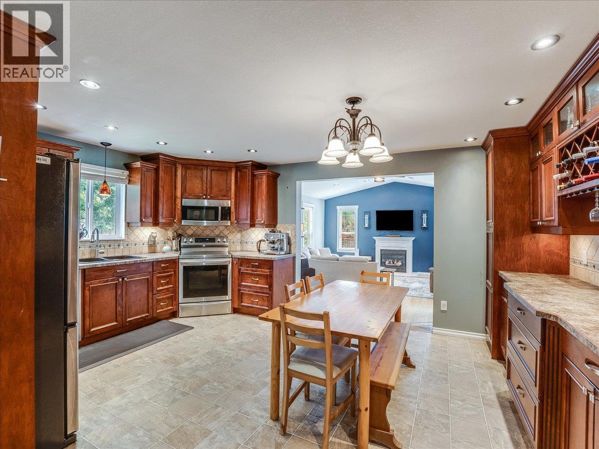 2451 Cunningham Road, Slocan Park, British Columbia  V0G 2E0 - Photo 27 - 10395569