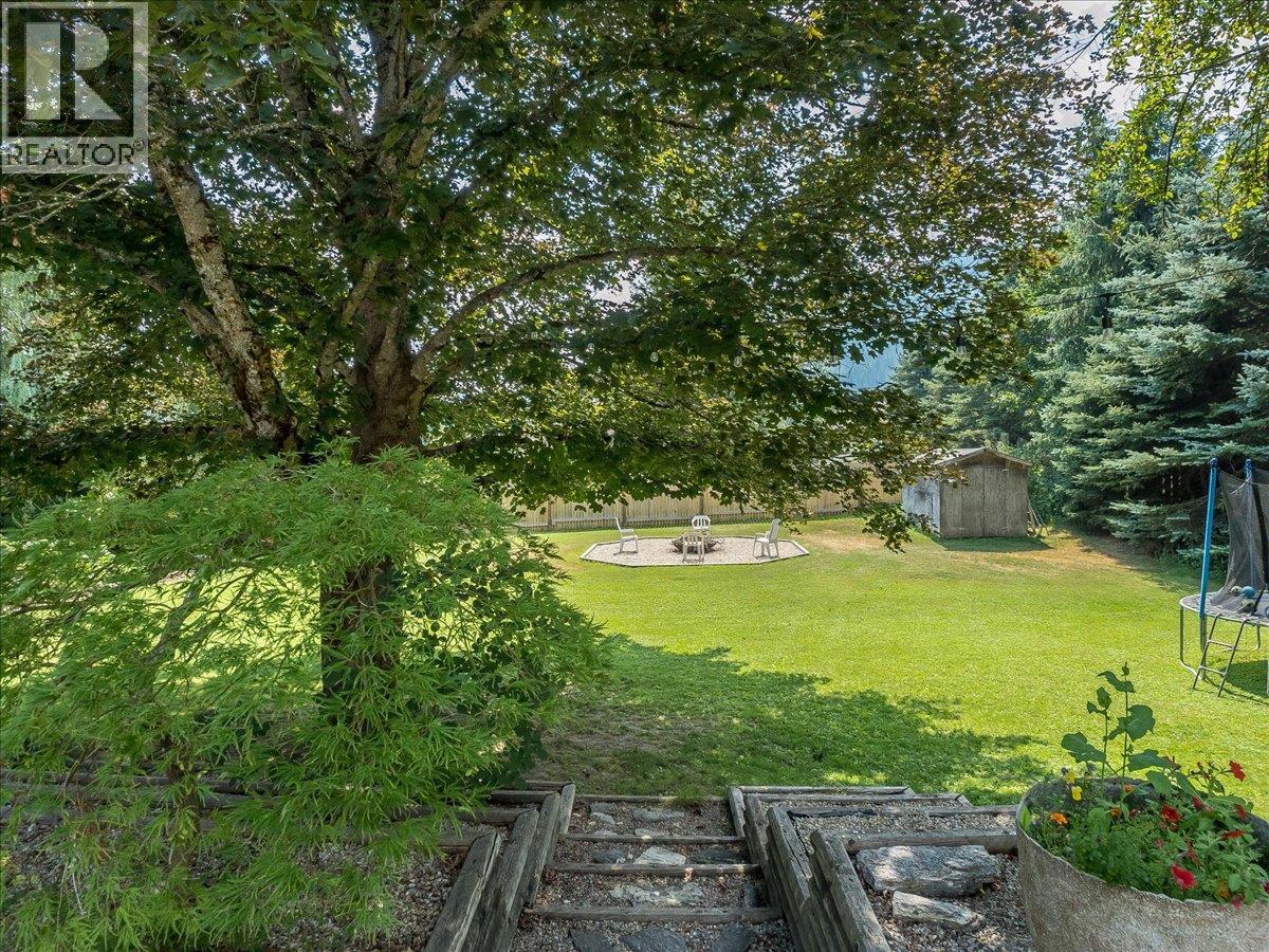 2451 Cunningham Road, Slocan Park, British Columbia  V0G 2E0 - Photo 4 - 10395569