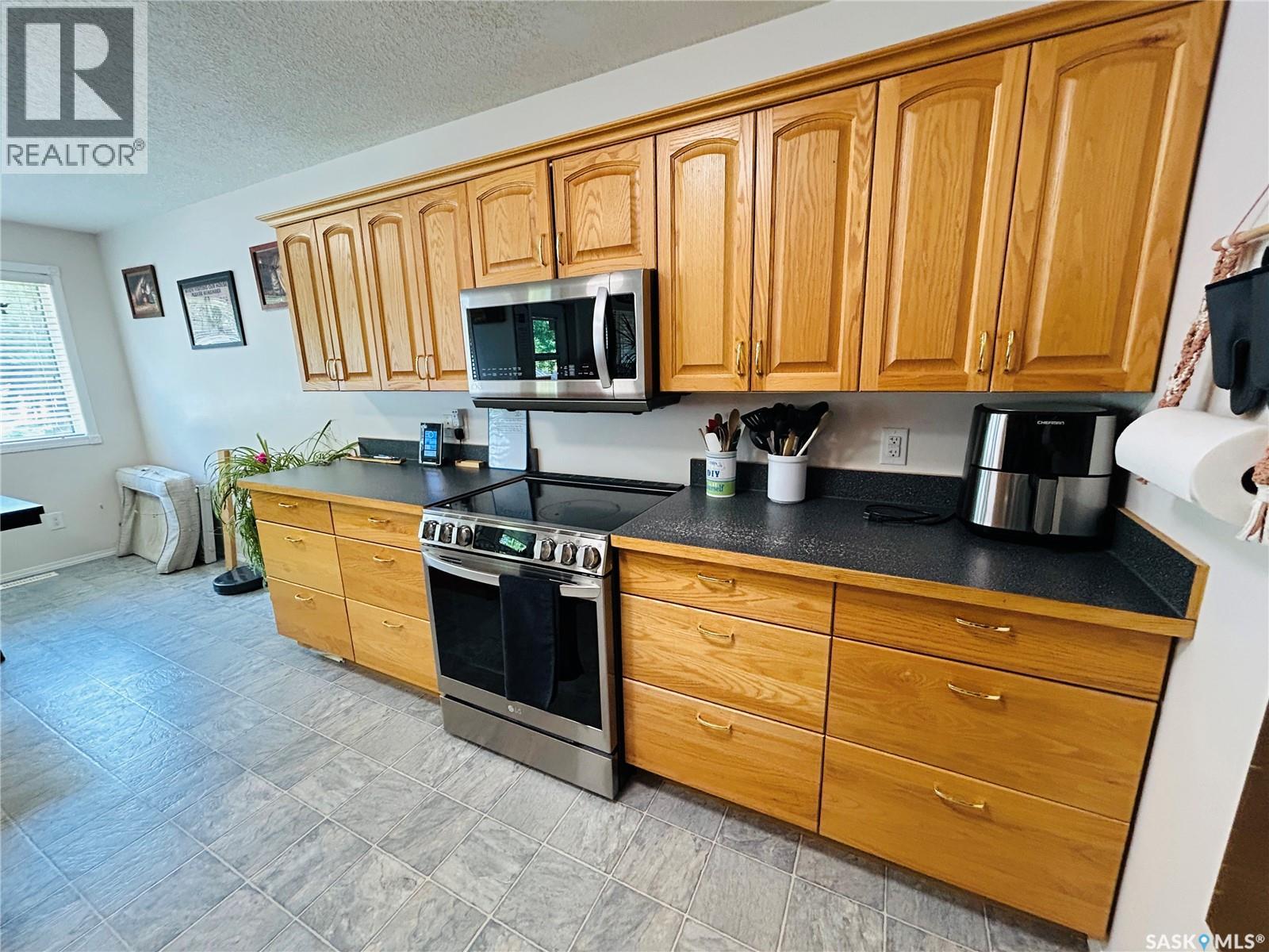 214 3rd Street Ne, Watson, Saskatchewan  S0K 4V0 - Photo 12 - SK045538