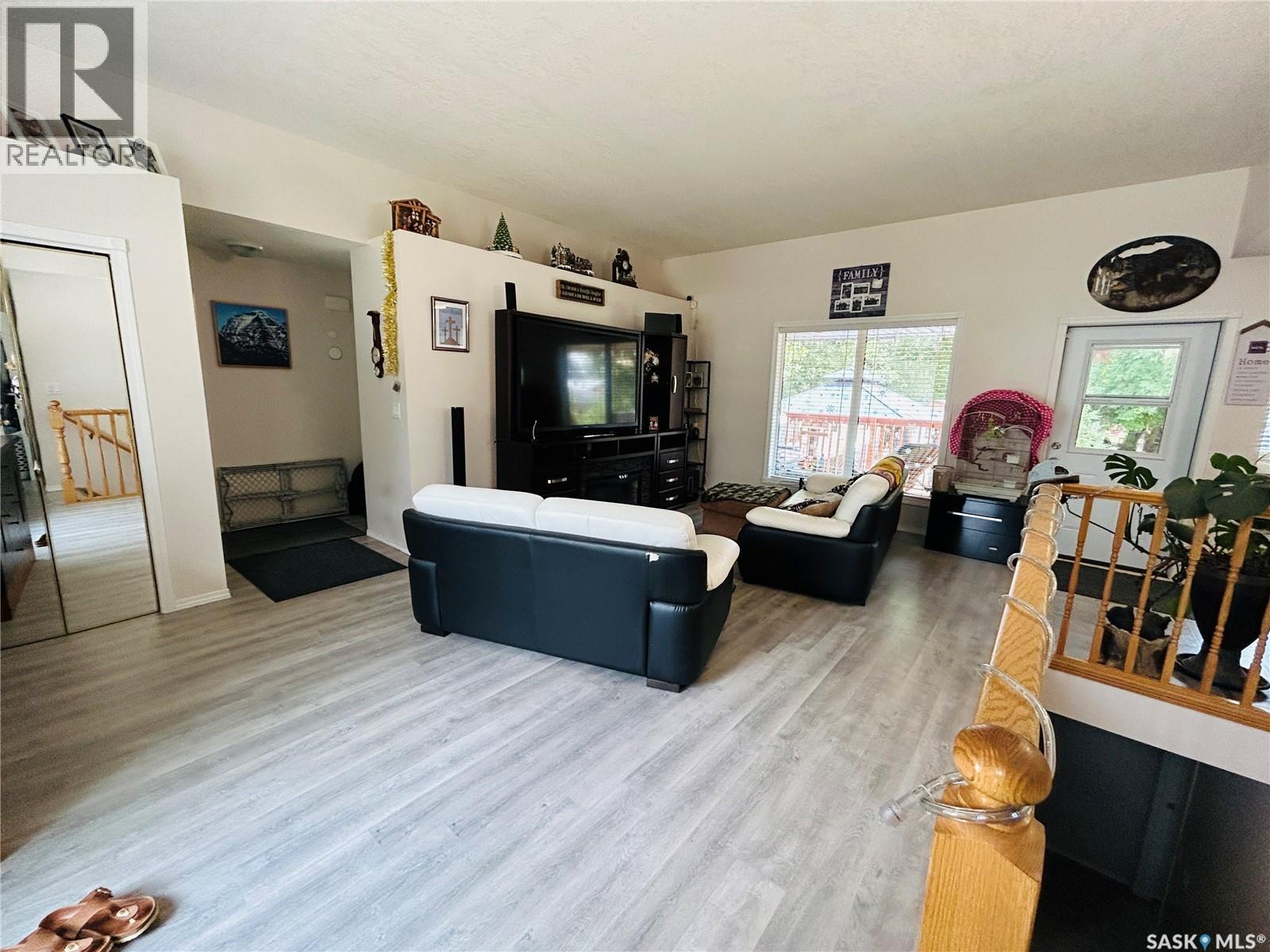 214 3rd Street Ne, Watson, Saskatchewan  S0K 4V0 - Photo 17 - SK045538
