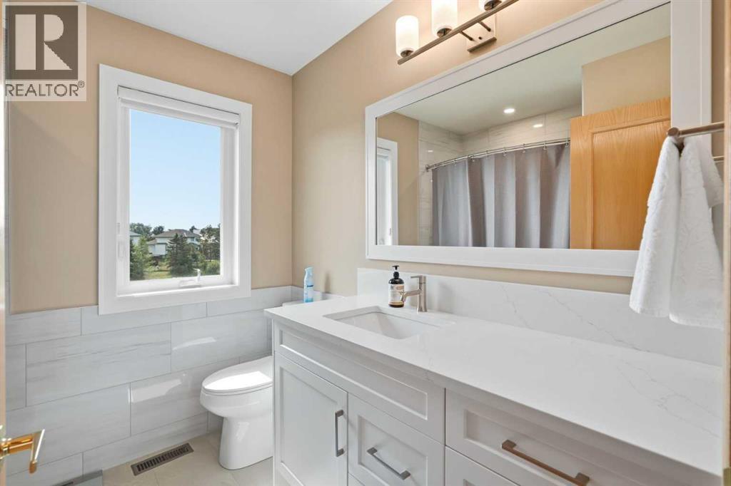 122 Douglas Woods Hill Se, Calgary, Alberta  T2Z 2G6 - Photo 23 - A2336492