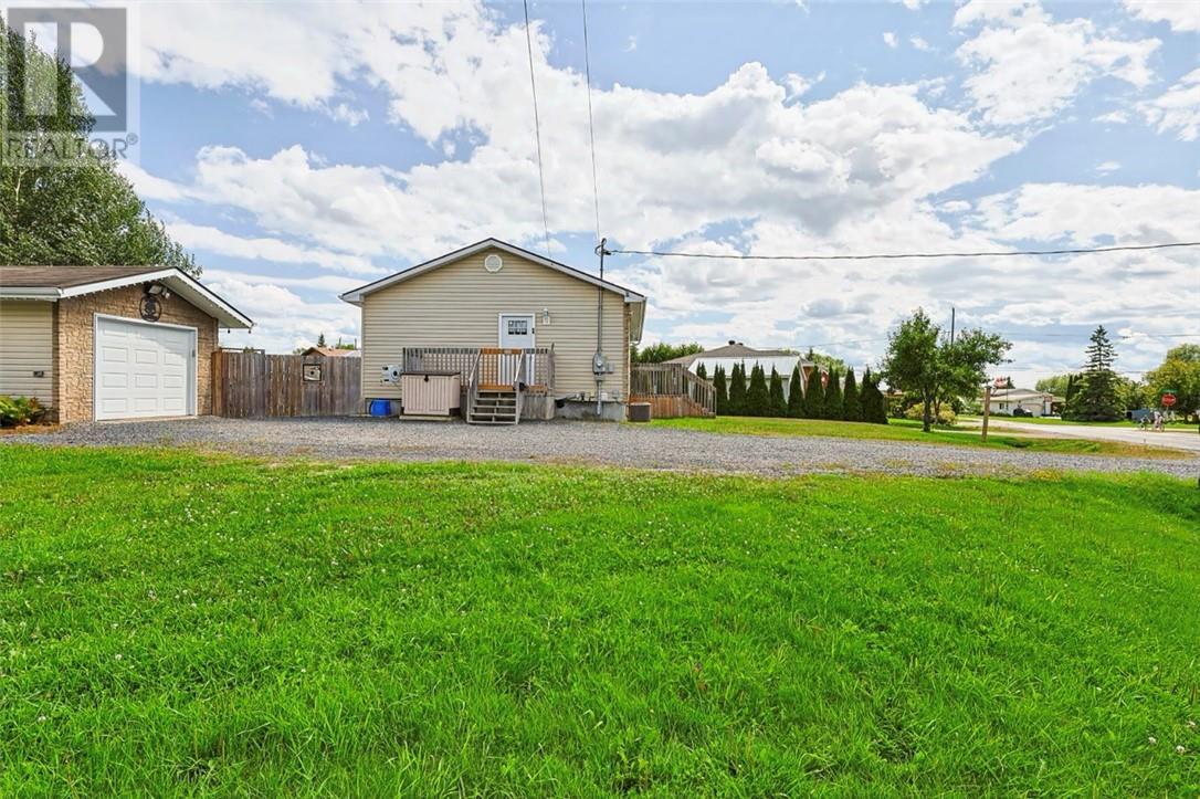154 Aldege, Azilda, Ontario  P0M 1B0 - Photo 5 - 2129790